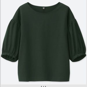 Uniqlo cotton gathered sleeve shirt